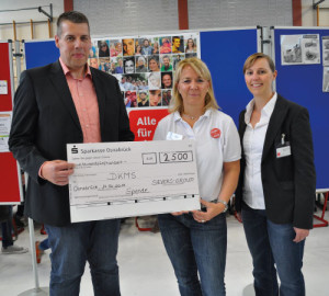 DKMS-Spende-Sievers-Group-300x270 Interne Typisierungsaktion bei der SIEVERS-GROUP - 2500€ Spende für die DKMS