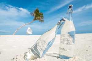 Hideaway-Beach-Maldives-water-bottles-4-websize-300x200 Hideaway-Water – das eigens produzierte Wasser des Hideaway Beach Resort & Spa auf den Malediven