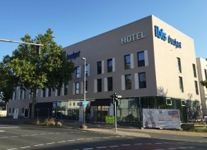 ibis_budget_Bamberg-300x218 ES GEHT VORAN! 200 METER VOM HAUPTBAHNHOF ERÖFFNET IM OKTOBER DAS IBIS BUDGET BAMBERG