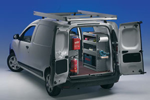 mobile_Werkstatt_Dacia_Dokker_L1H1_StoreVan_1-300x200 Eine mini mobile Werkstatt in einem Dacia Dokker für einen Hausdienstleister