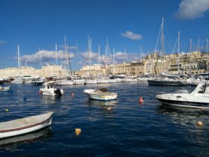 Malta-Gozo-Bustwitter-300x225 Flughafen Malta / Gozo - Tor der Festungsinsel im Mittelmeer