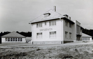 Firmengebaeude1950_640-300x190 Kein Auto ohne Seeger-Ring Automobilzulieferer Seeger-Orbis feiert 100-jähriges Bestehen und rüstet sich für Elektromobilität