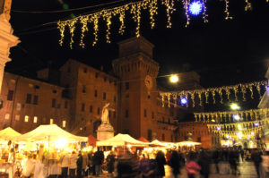 WeihnachtsmarktFerrara©Ermanno-300x199 Das Christkind auf dem Wasser