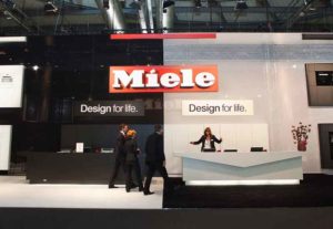 Miele_Messestand_web-300x207 LK betreut MIELE auf EuroCucina 2018 in Mailand