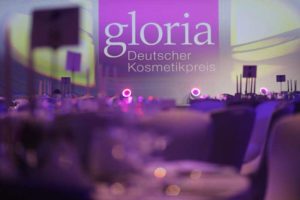 Kosmetikpreis-2018web-300x200 dlp motive verantwortlich für Licht-, Ton- und Videotechnik bei der Gala des Deutschen Kosmetikpreises in Düsseldorf