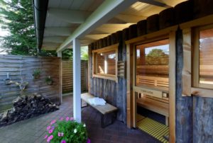 Sauna-Ringhotel-Sellhorn-Wellness-Holz_k-300x202 Sauna Ringhotel Sellhorn Wellness Holz_k