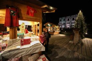 1-Marché-Vert-Noël-Aosta-Enrico-Romanzi-300x200 Aostatal: Adventsmarkt wie im Alten Rom