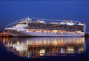 CBNightHR-300x207 Karibikflair und Nordlandeis – Princess Cruises steuert erstmals Grönland an – Medallion-Technik für jedermann auf der Caribbean Princess