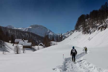 La-Traccia-Bianca-1©-Associazione-Sportiva-La-Traccia-Bianca-2 Schneeschuhrennen im Hinterland des Lago Maggiore