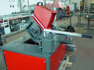 Goldschredder2-300x225 Cleaning without material loss: Hydraulic Easy Cleaning-Construction reduces cleaning of the Single-shaft shredder and facilitates work processes