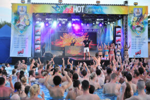 Hot-Summer_auch-2017-ein-Highlight_Klingande-live-on-stage-300x200 Hot Summer in der Therme Erding