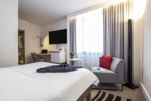 Bild-1_Neues-Zimmer-im-Novotel-HH-City-Alster-300x200 Novotel Hamburg City Alster erstrahlt in neuem Glanz