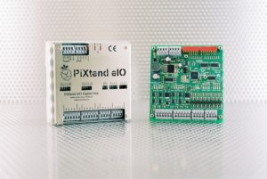 pixtend_eio_digital_one_basic_and_pro-300x201 Das PiXtend eIO System - industrielle Ein- und Ausgänge für alle