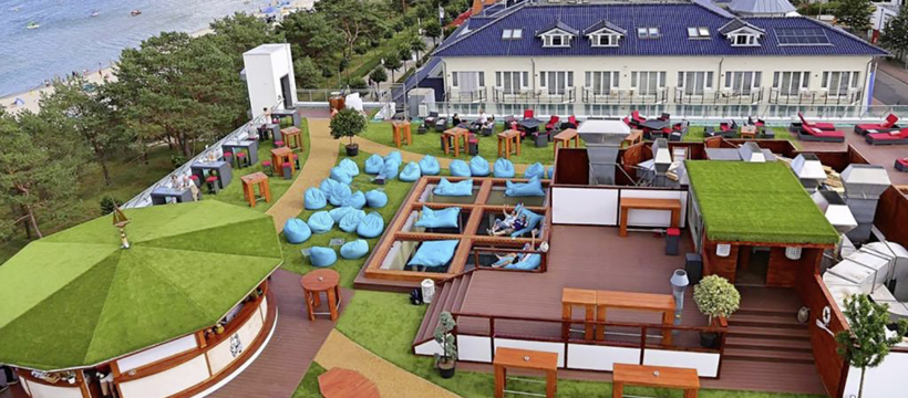 Sky Bar Wird Grune Wohlfuhloase Mit Kunstrasen Epdm Mulch Und