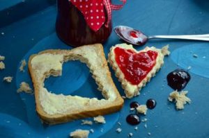 ValentinstagBeideMarmelade-300x199 Ein Valentinsfrühstück mit selbstgemachter Marmelade