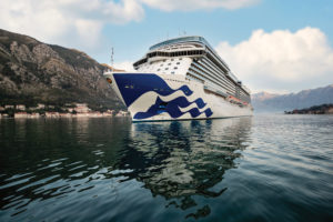 Sky-Princess-vor-Kotor-300x200 Princess Cruises präsentiert Europa-Programm 2023 – US-Reederei läuft mit fünf Schiffen über 30 Länder an