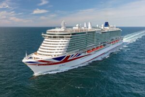 PO-Iona3-300x200 P&O Cruises stellt Winterkollektion 24/25 vor – Rabatte für Wiederholer und Neueinsteiger