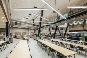 Glamox-C80-luminaires-at-Savilahti-Campus_-Finland-300x200 Glamox reduziert CO2-Fußabdruck bei LED-Leuchtenserien