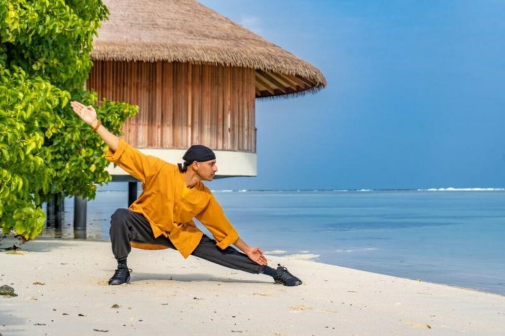 Nova-Maldives_Kung-Fu-Meister-Sifu-Aniket_Copyright-Maldives-Insider-Sifu-Aniket-1024x682 Nova Maldives: Kung-Fu Master und spiritueller Energieheiler Sifu Aniket gibt ein Gastspiel vom 3. bis 19. Juli 2023