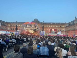 SWR-Sommerfestival-300x225 MEEVI-rent sorgte für Energie beim SWR-Sommerfestival in Stuttgart