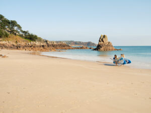 Beauport-Bay32-300x225 Hauptsache im Wasser – Schwimmen spielt auf der Kanalinsel Jersey eine bedeutende Rolle